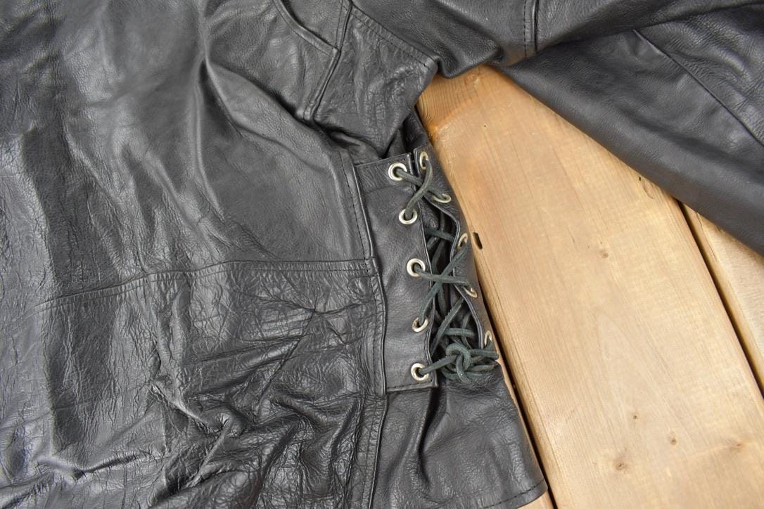 Vintage 1990s Genuine Leather Heavy Weight Biker Jacket Men's M from propervintagecanada