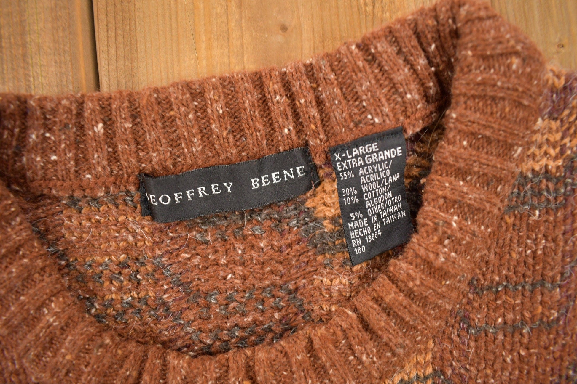 Vintage 1990s Geoffrey Beene Knitted Crewneck Sweater Men's XL from propervintagecanada