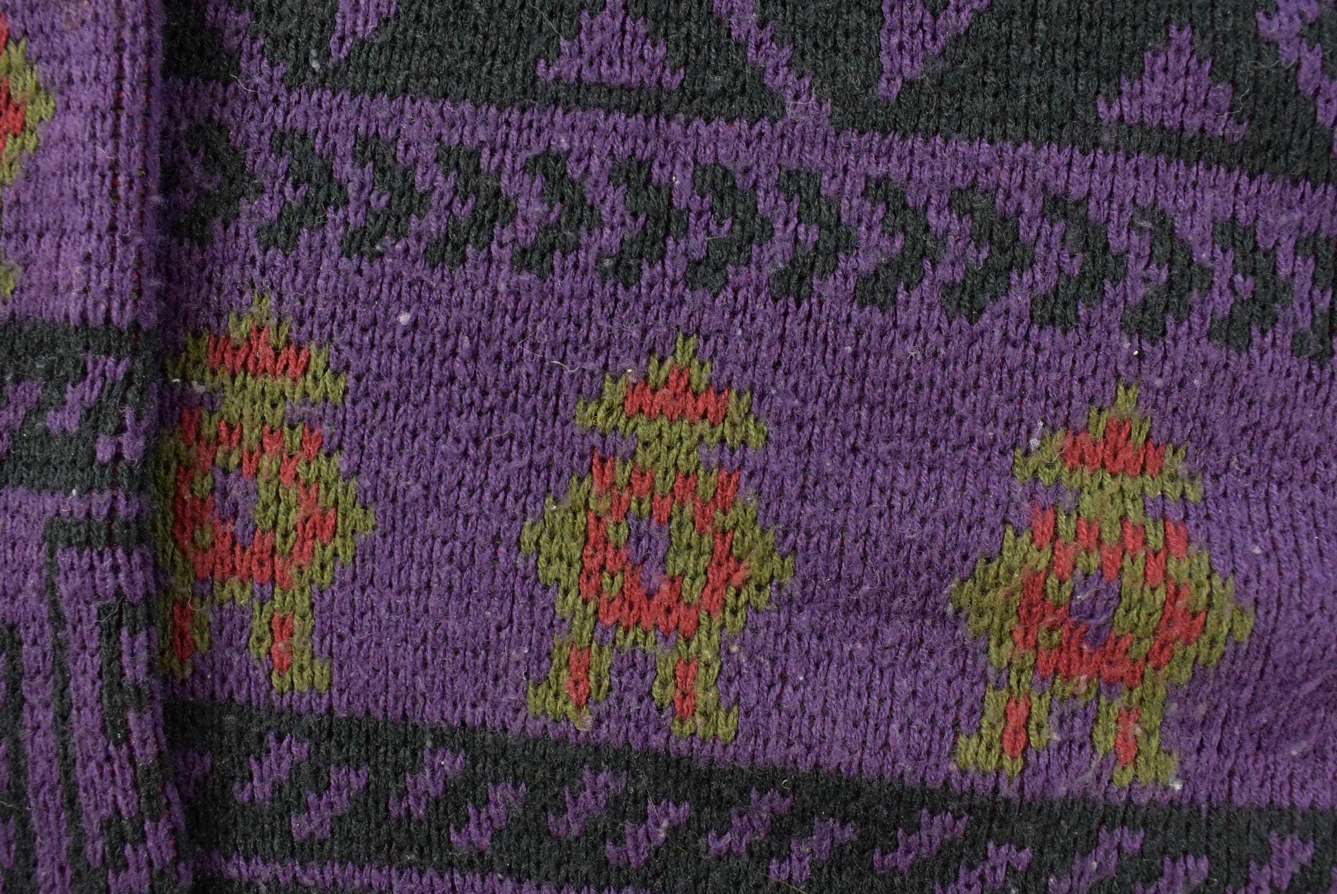 Vintage 1990s Geoffrey Hayes Knit Crewneck Sweater Mens L from propervintagecanada