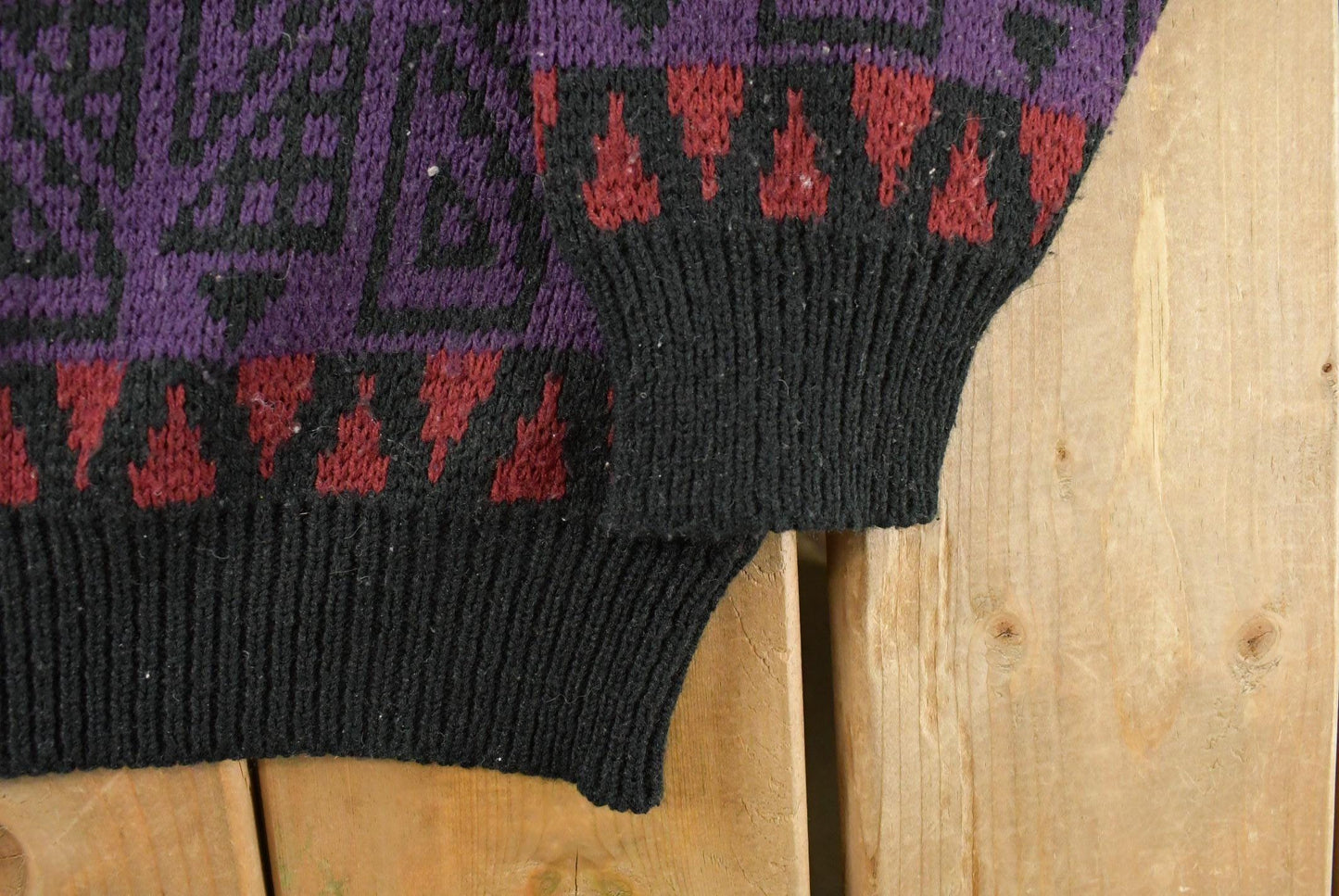 Vintage 1990s Geoffrey Hayes Knit Crewneck Sweater Mens L from propervintagecanada