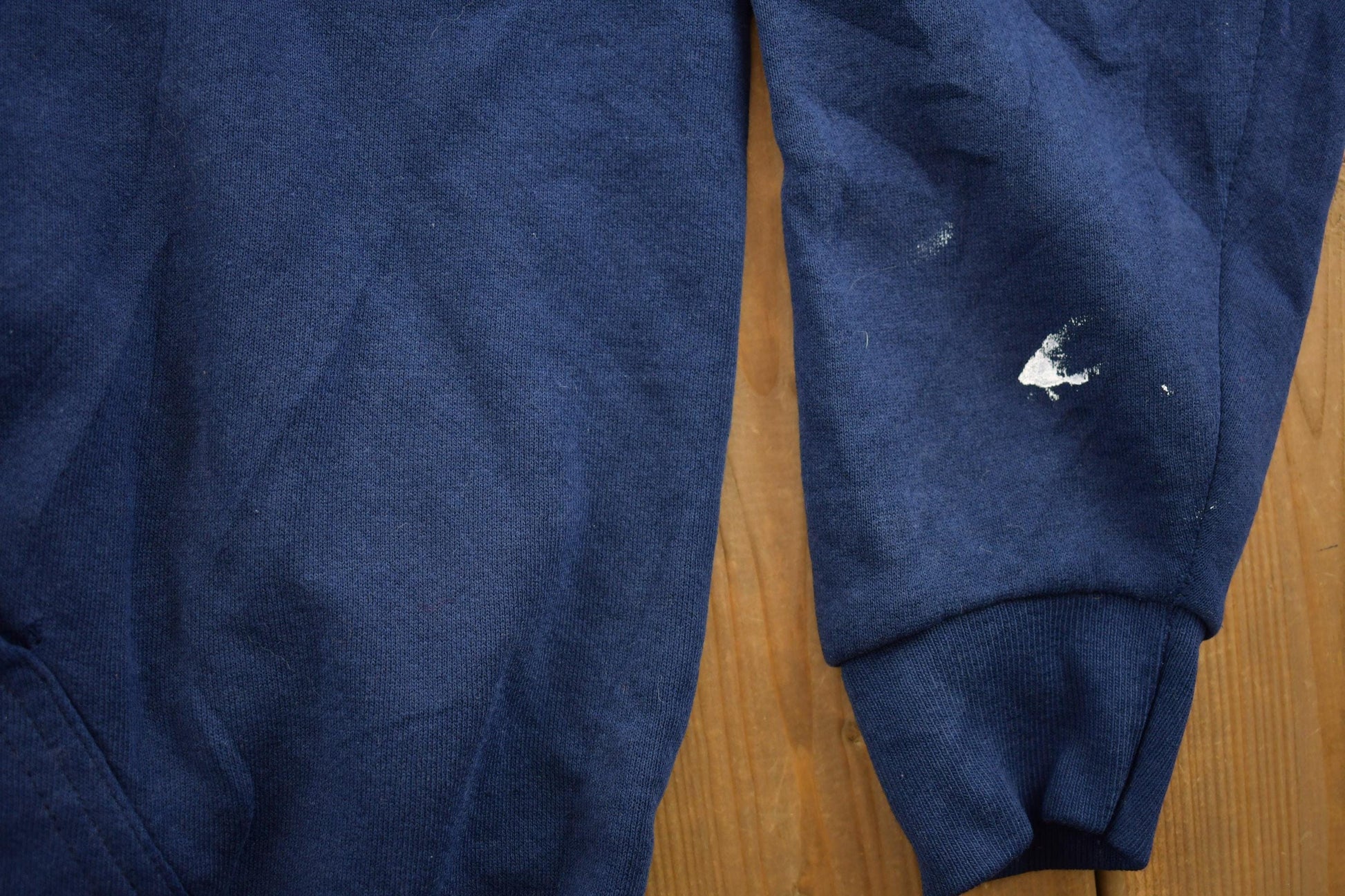 Vintage 1990s Georgetown University Hoyas Collegiate Hoodie Men's XL from propervintagecanada