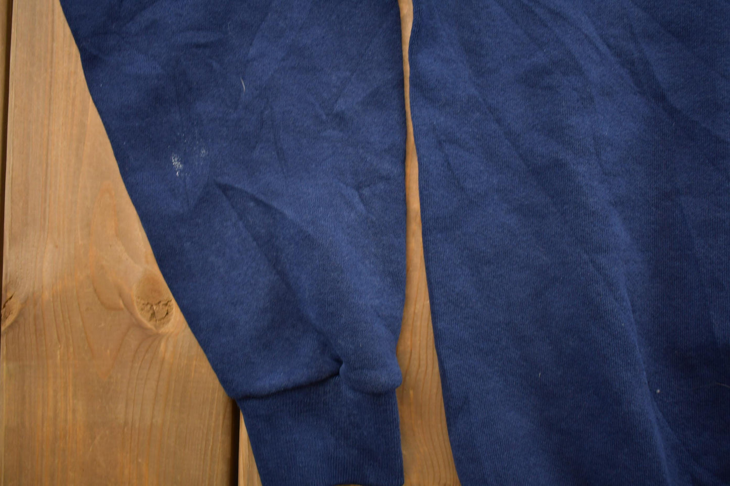 Vintage 1990s Georgetown University Hoyas Collegiate Hoodie Men's XL from propervintagecanada