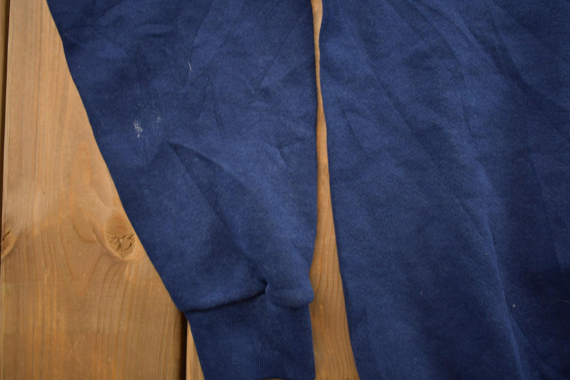 Vintage 1990s Georgetown University Hoyas Collegiate Hoodie Men's XL from propervintagecanada