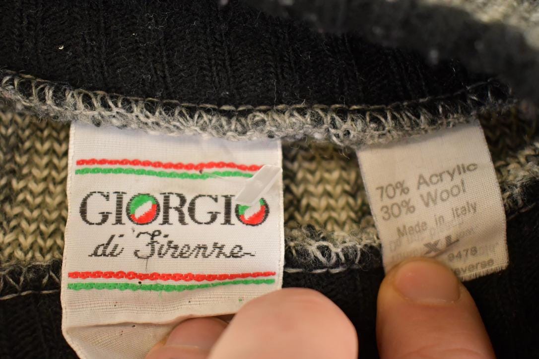 Vintage 1990s Giorgio Di Firenze Knit Crewneck Sweater Men's XL from propervintagecanada