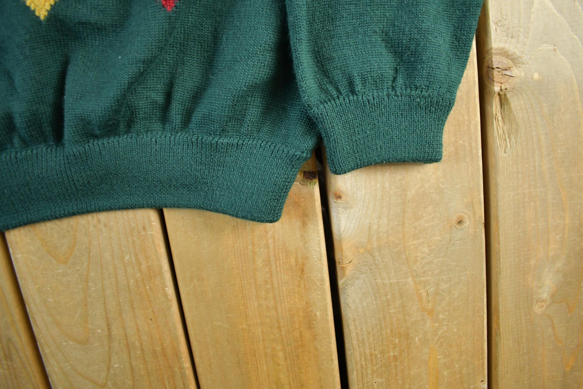 Vintage 1990s Golf Knit Argyle Pattern Crewneck Sweater Men's XL from propervintagecanada