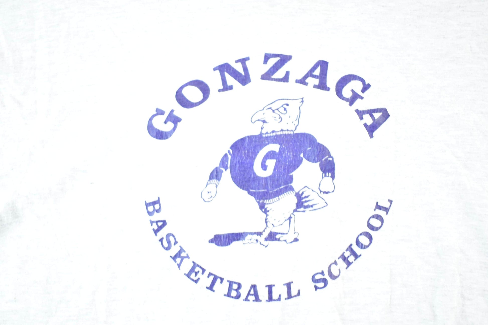 Vintage 1990s Gonzaga Basketball School Souvenir T-Shirt Mens XL from propervintagecanada