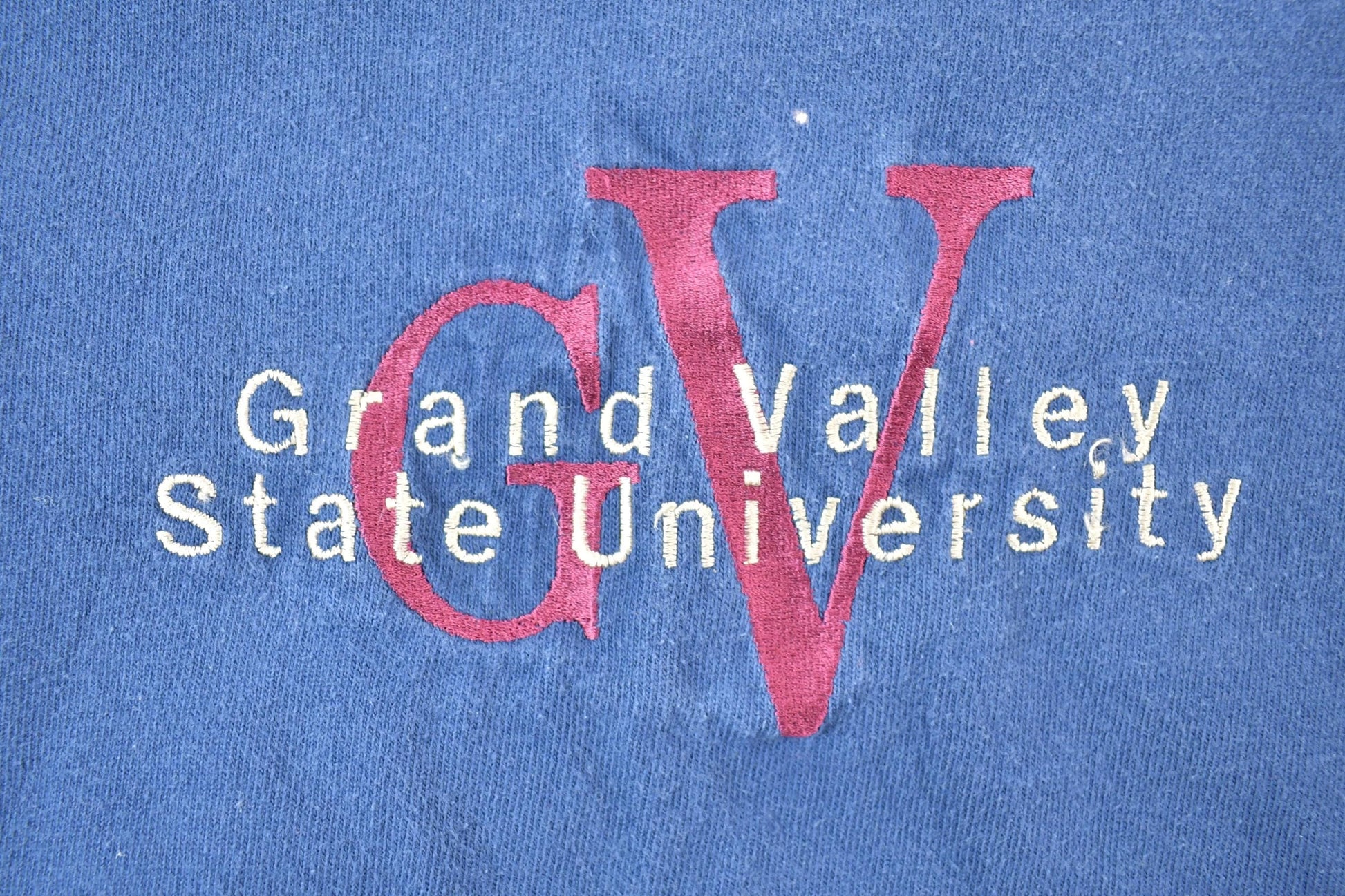 Vintage 1990s Grand Valley State J America University Collegiate T-Shirt / NCAA Tee / Americana / Sportswear from propervintagecanada