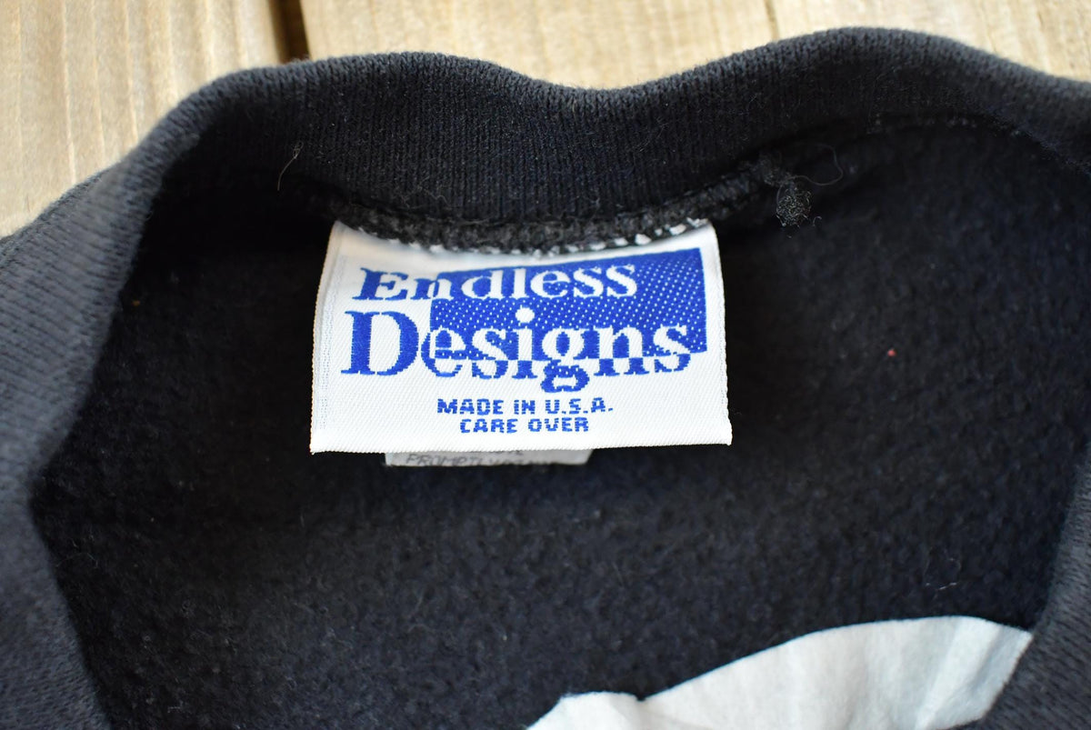 Vintage 1990s Grandma Christmas Gifts Cat Crewneck Sweatshirt Men's L from propervintagecanada
