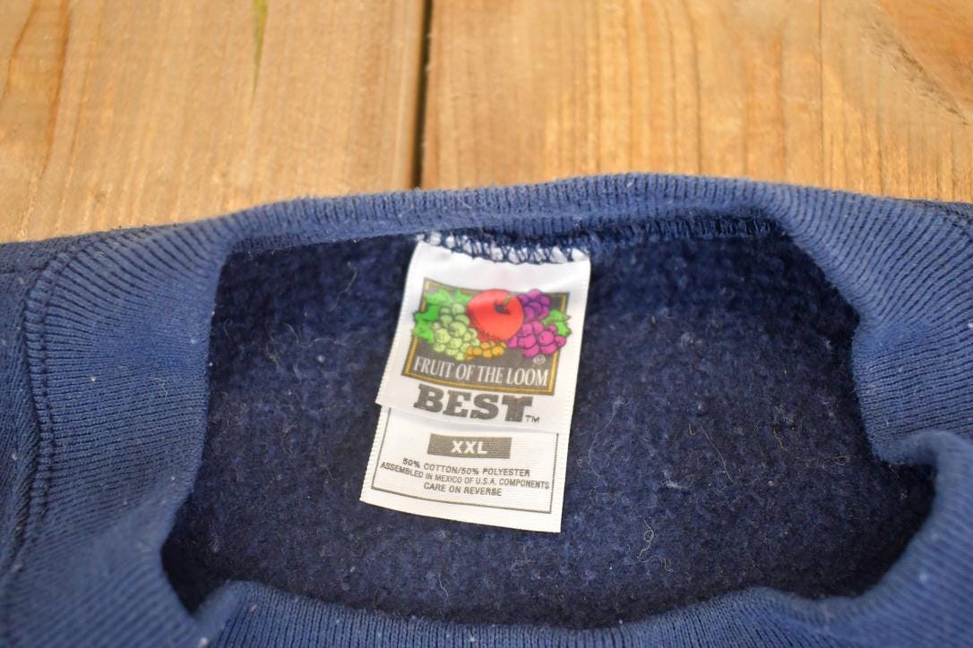 Vintage 1990s Grandmas Hugs Souvenir Crewneck Sweatshirt Womens XL from propervintagecanada