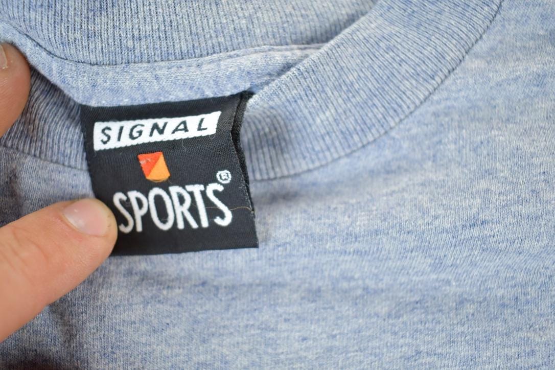 Vintage 1990s Great Lakes Shootout Gem City Outdoorsmen Graphic T-Shirt Men's Large from propervintagecanada