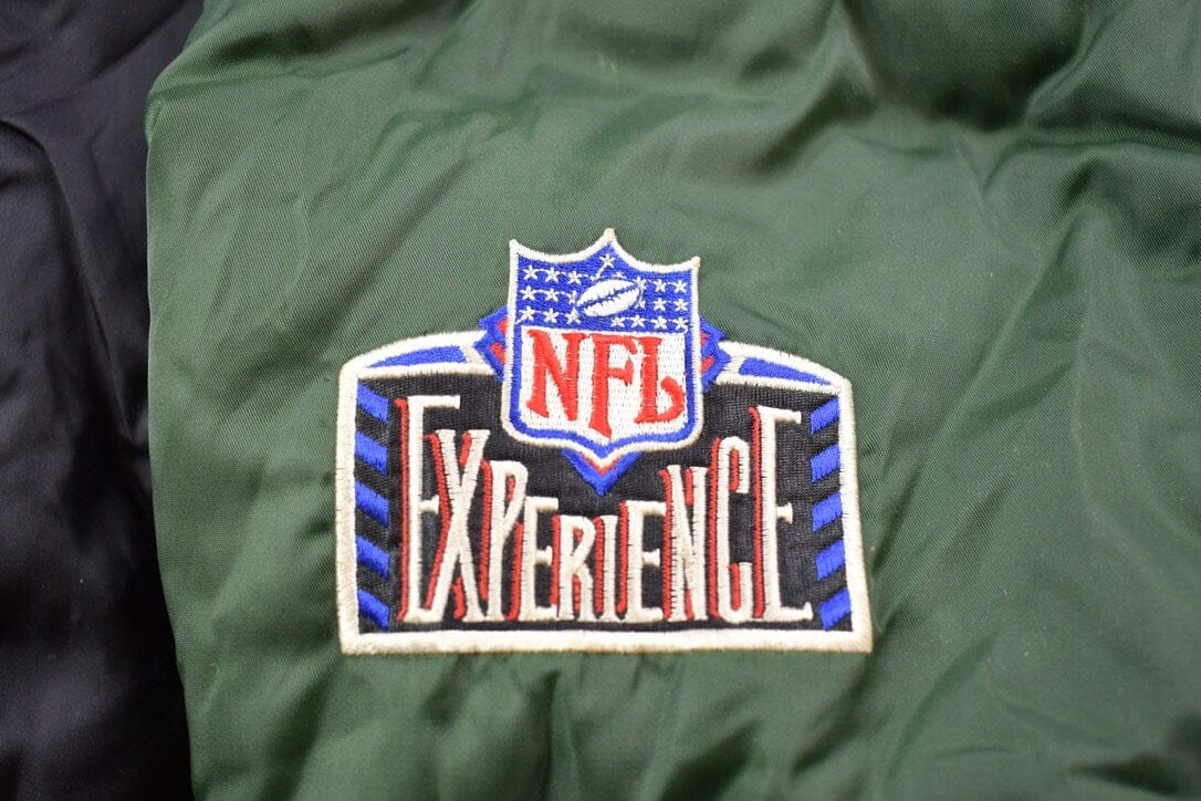 Vintage 1990s Green Bay Packer Pro Player Full Zip Puffer Jacket Men's 2XL from propervintagecanada