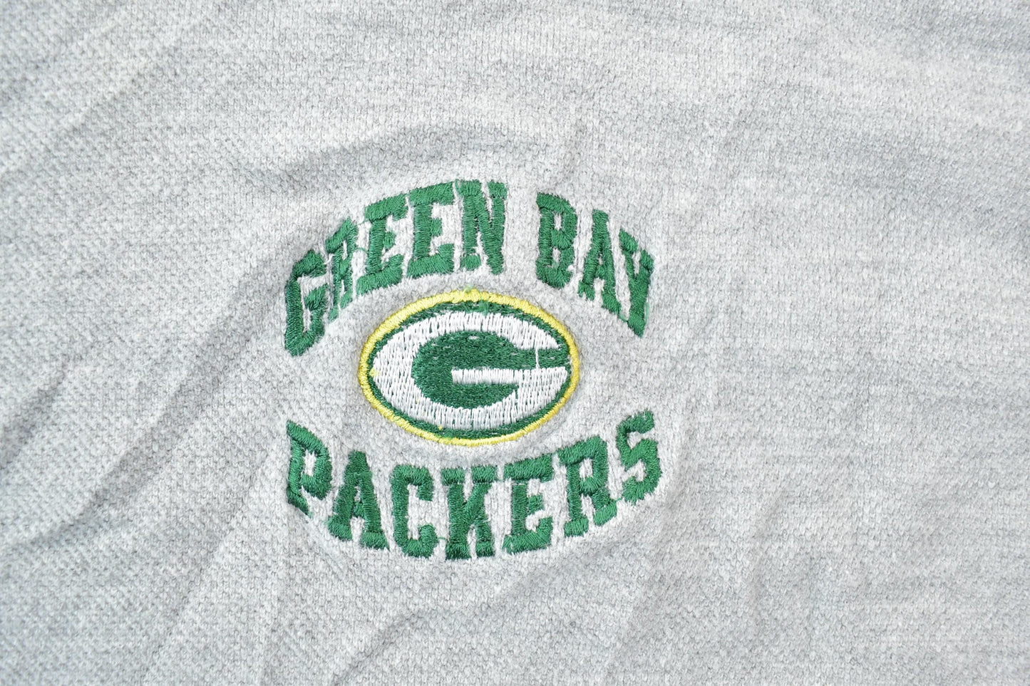 Vintage 1990s Green Bay Packers Heavy Knit NFL Graphic T-Shirt Men's Large from propervintagecanada