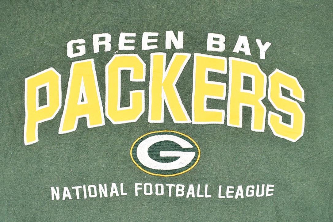 Vintage 1990s Green Bay Packers Lee Sport Embroidered NFL Crewneck Sweatshirt Mens XL from propervintagecanada