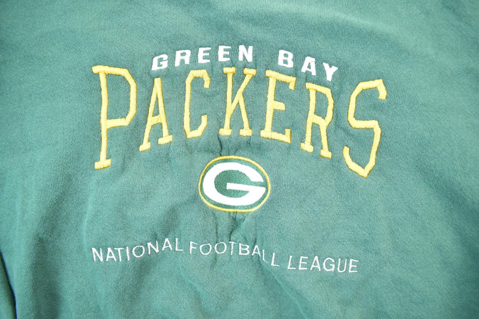 Vintage 1990s Green Bay Packers Lee Sport NFL Crewneck Sweatshirt Men's Large from propervintagecanada