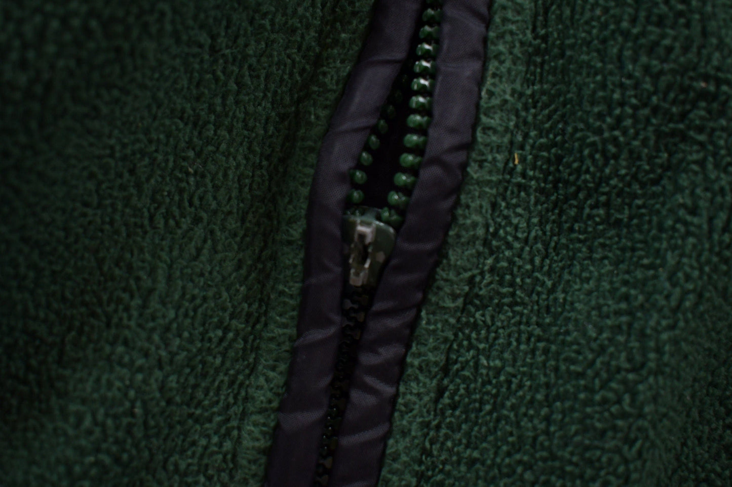 Vintage 1990s Green Bay Packers Mirage NFL Zip Fleece Jacket Men's 2XL from propervintagecanada