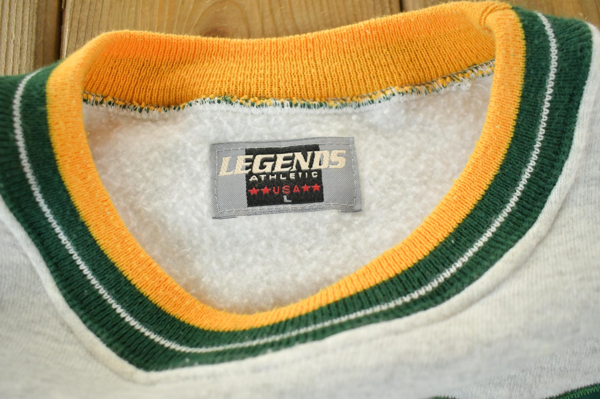 Vintage 1990s Green Bay Packers NFL Crewneck Sweatshirt Men's L from propervintagecanada