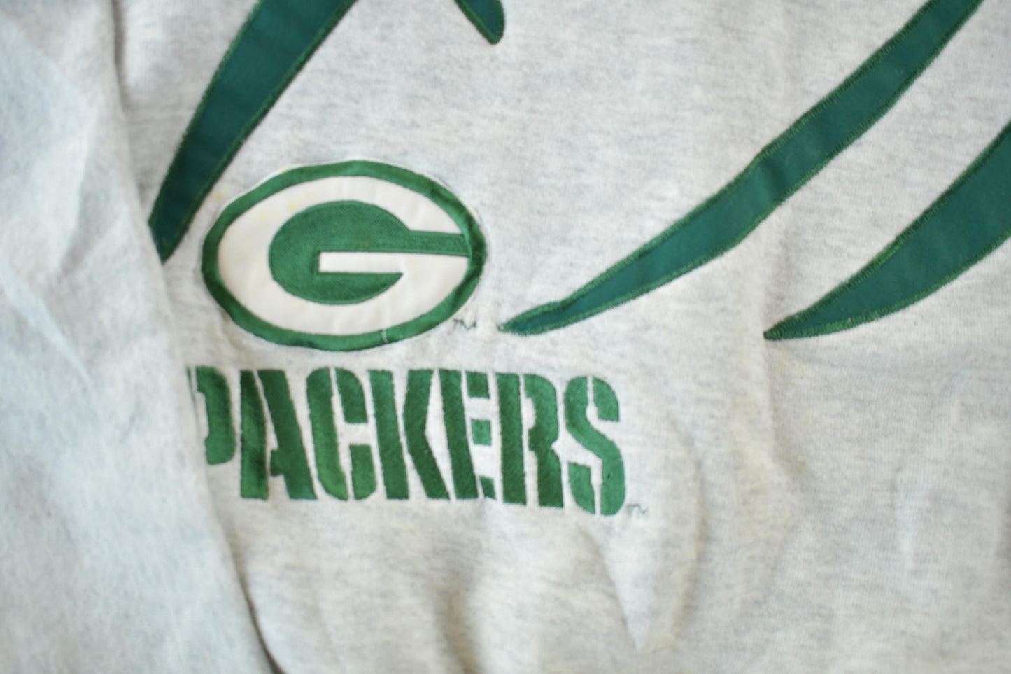 Vintage 1990s Green Bay Packers NFL Crewneck Sweatshirt Men's L from propervintagecanada