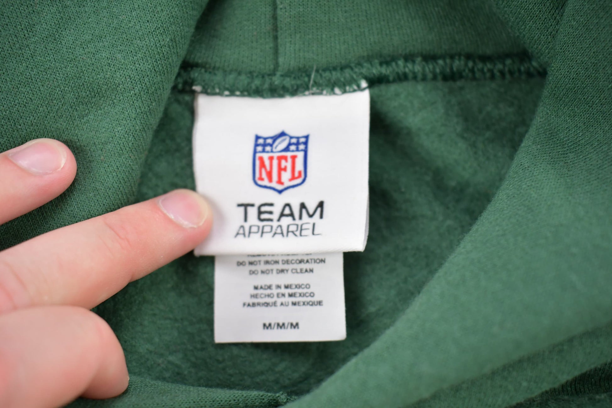 Vintage 1990s Green Bay Packers NFL Hoodie Men's Small from propervintagecanada