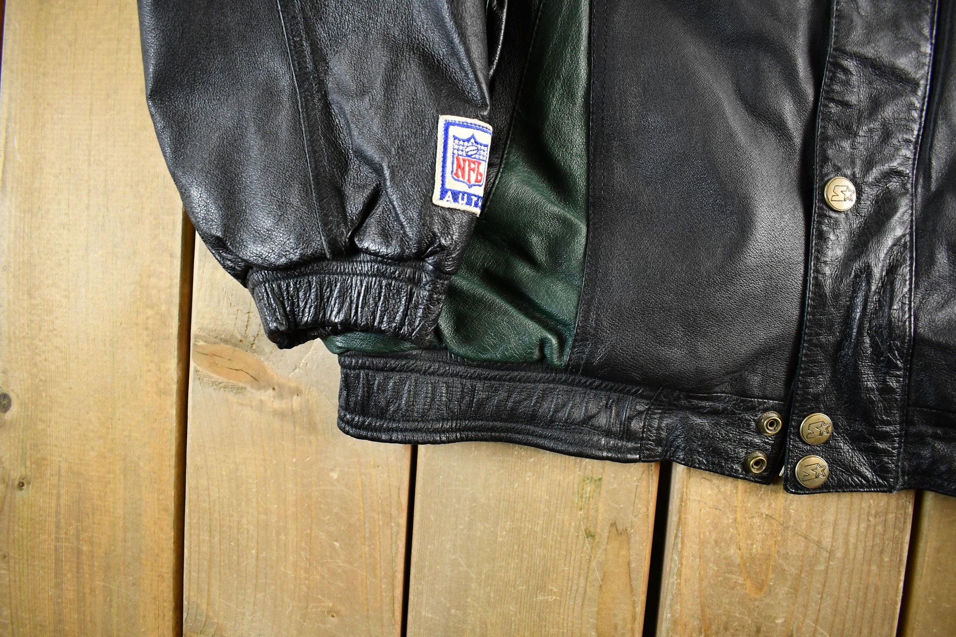 Vintage 1990s Green Bay Packers NFL Leather Jacket Men's Large from propervintagecanada