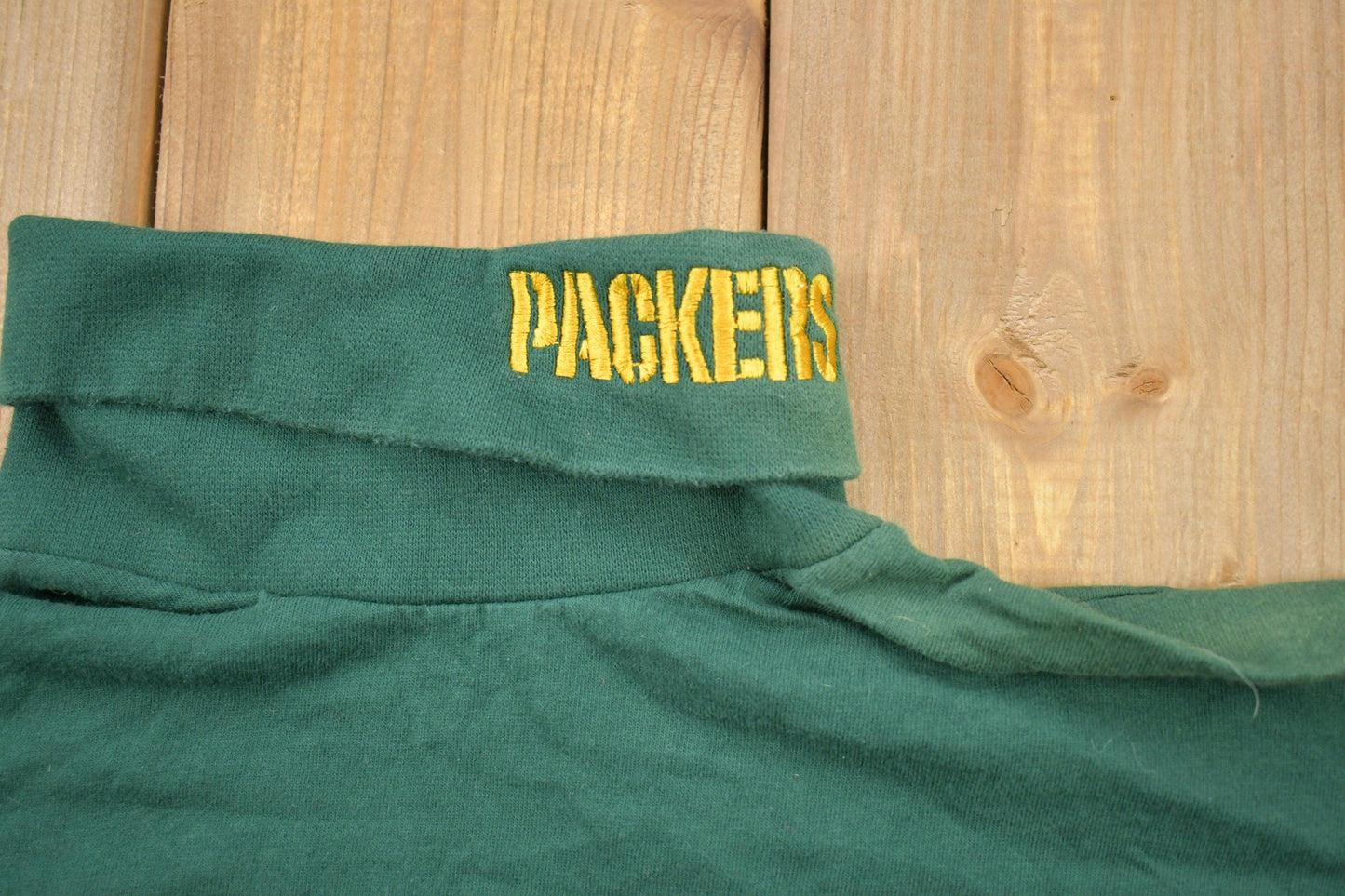 Vintage 1990s Green Bay Packers NFL Turtleneck SweatshirtMen's Medium from propervintagecanada