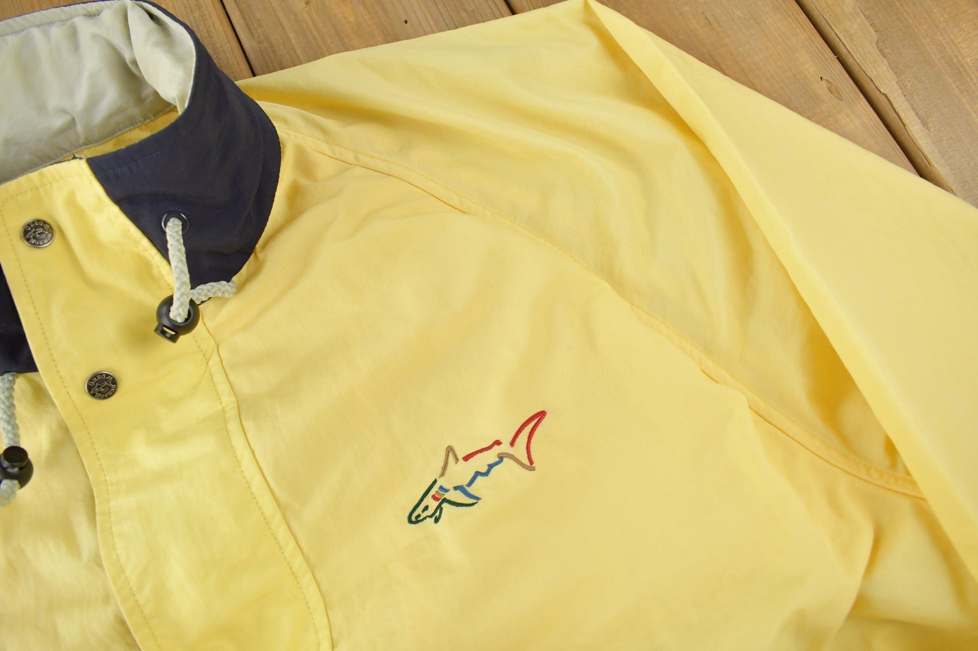 Vintage 1990s Greg Norman Collection Embroidered Shark Windbreaker Jacket Men's Large from propervintagecanada
