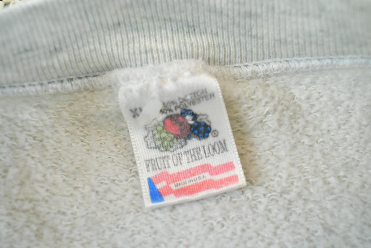 Vintage 1990s Gulf Shores Fish Crewneck Sweatshirt Mens L from propervintagecanada