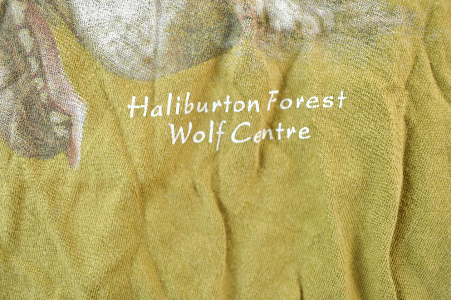 Vintage 1990s Haliburton Forest Wolf Centre Souvenir Single Stitch Graphic Print T-Shirt Men's Medium from propervintagecanada