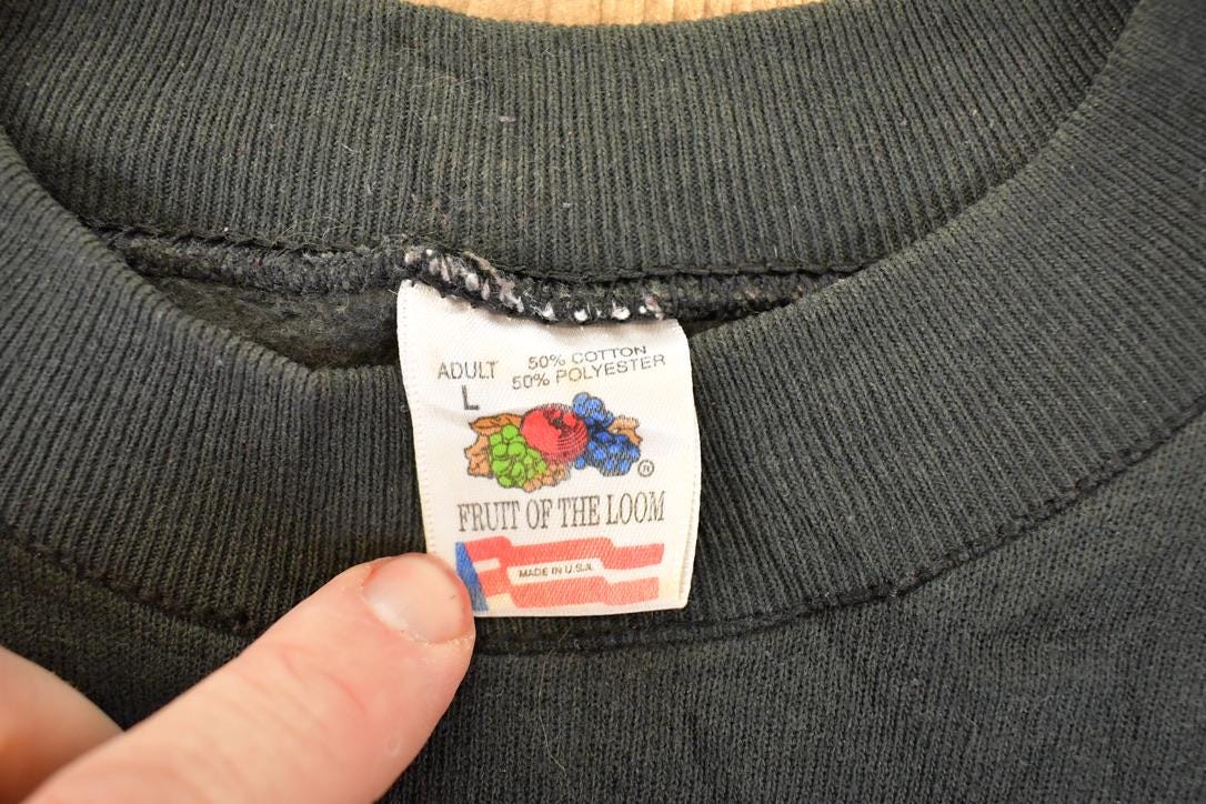 Vintage 1990s Halloween Graveyard Graphic Print Crewneck Sweatshirt Mens L from propervintagecanada