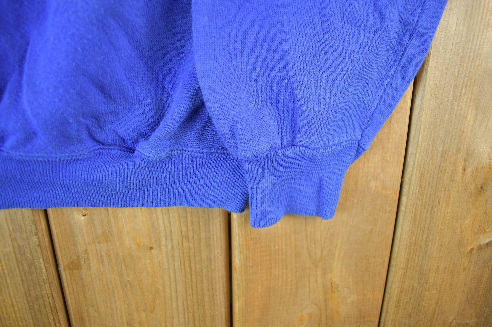 Vintage 1990s Hanes Blank Crewneck Sweatshirt Men's Medium from propervintagecanada