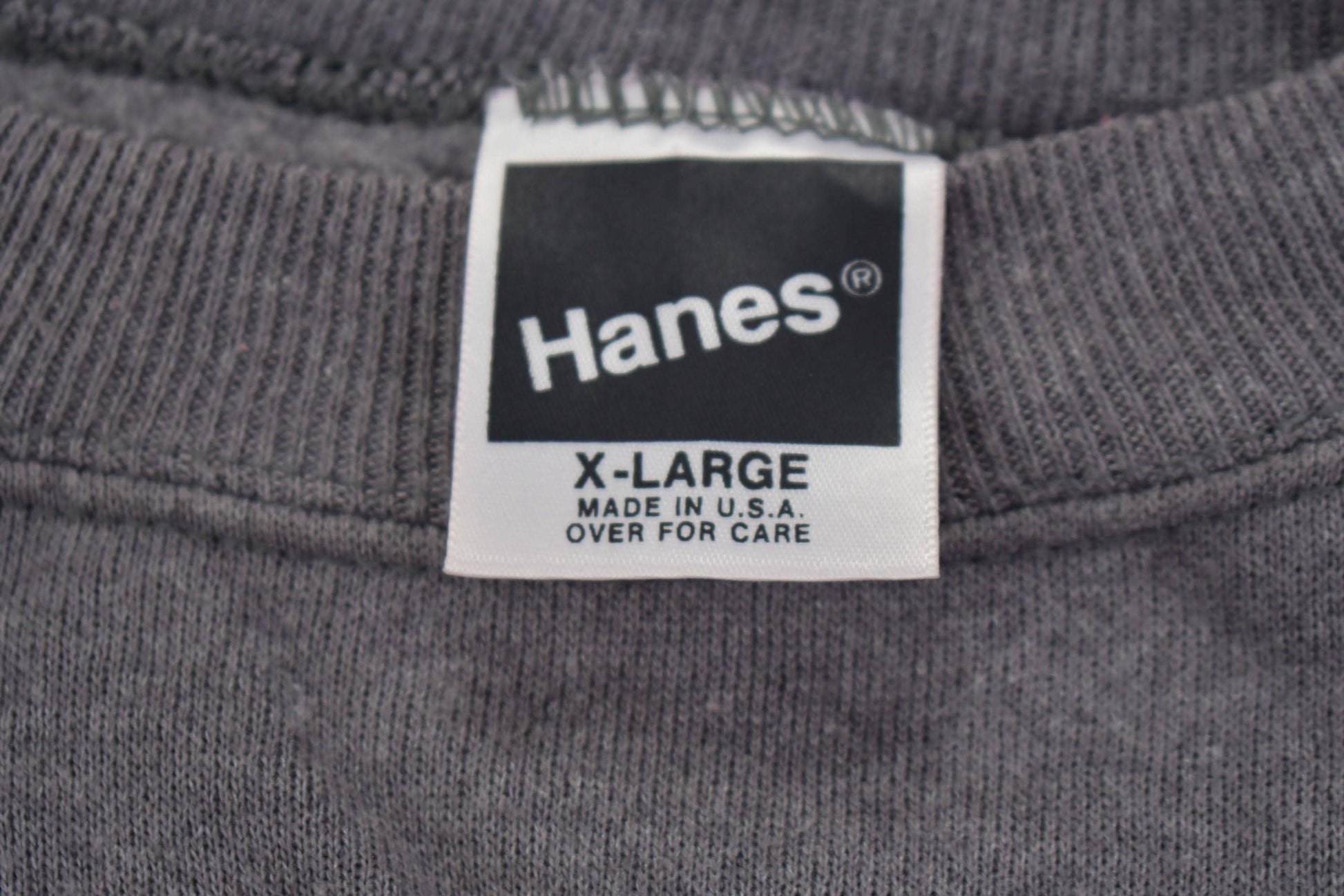 Vintage 1990s Hanes Embroidered USA Hearts Crewneck Sweater Men's XL from propervintagecanada