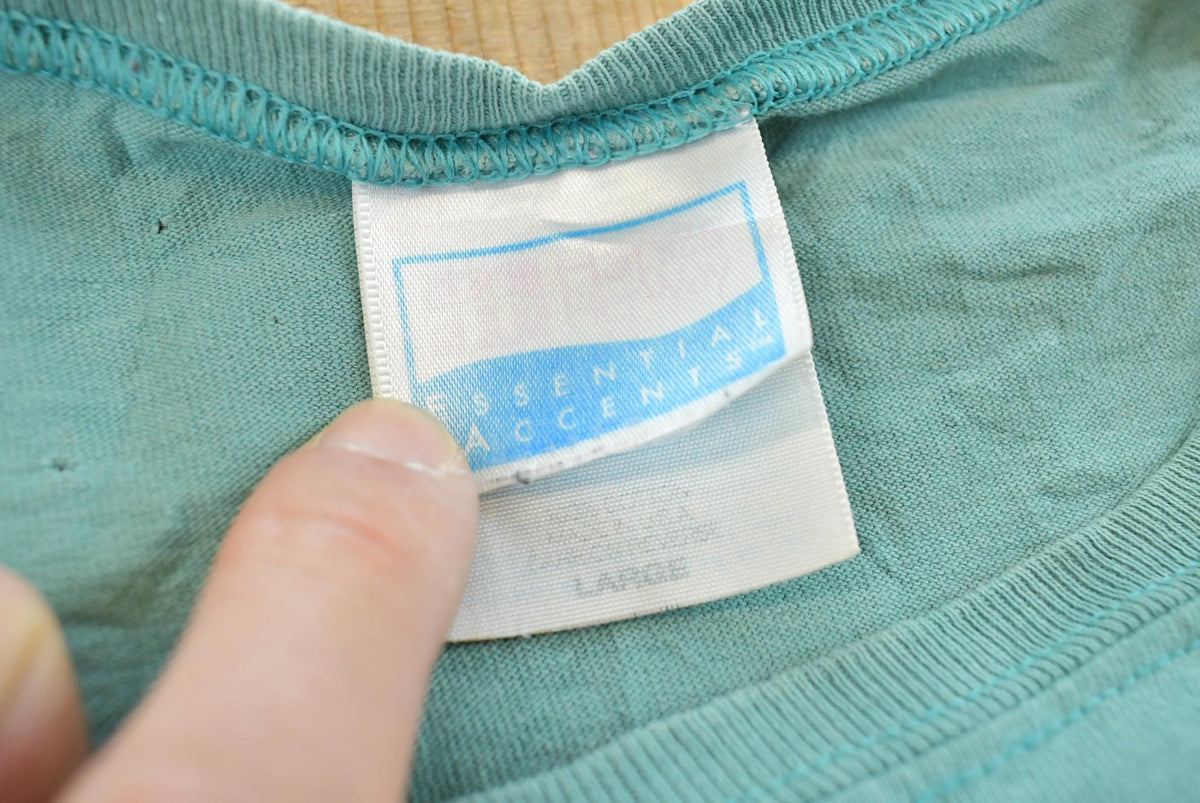 Vintage 1990s Hanes Her Way Teal Blank T-Shirt Men's L from propervintagecanada