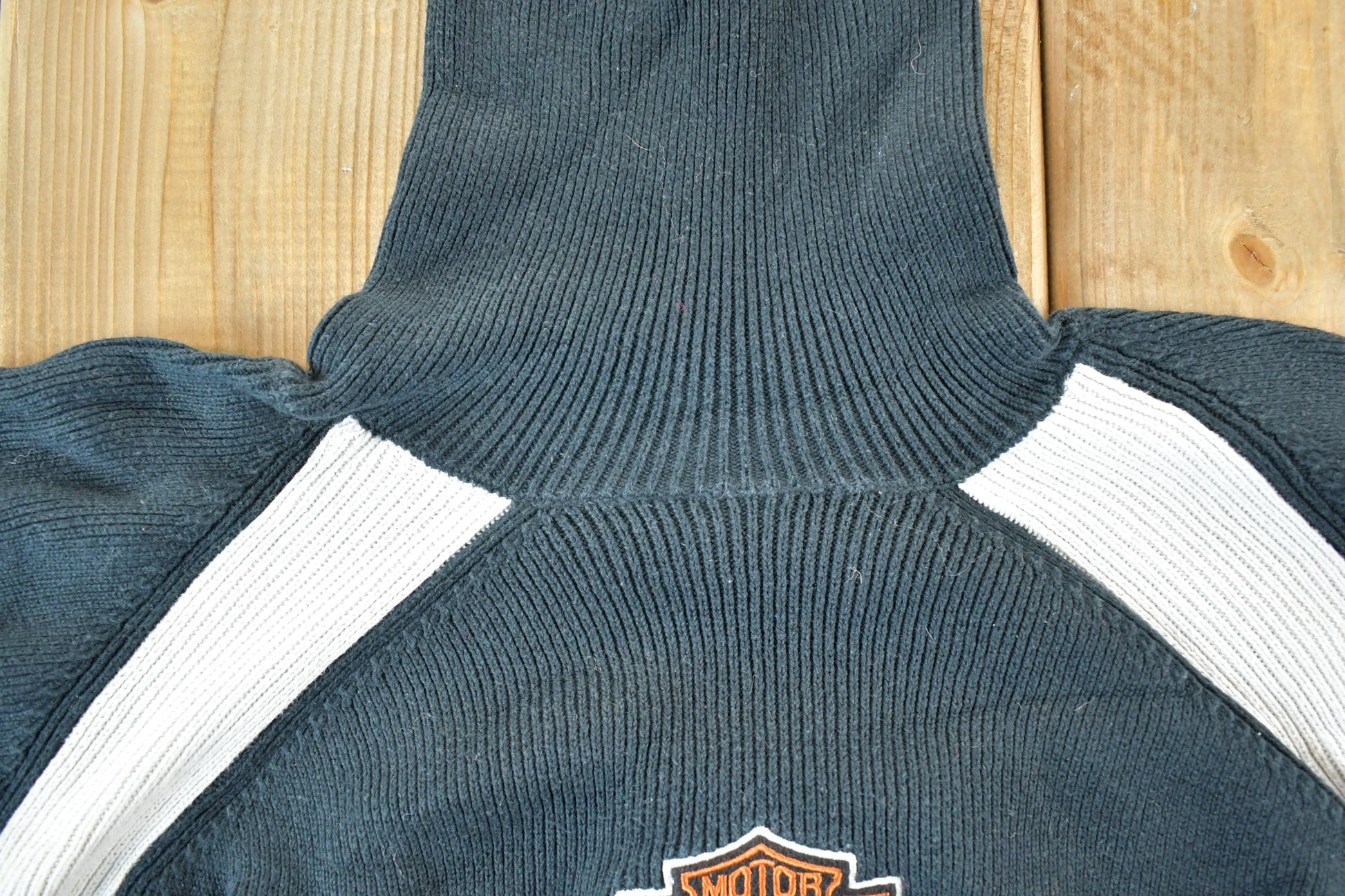 Vintage 1990s Harley Davidson Knit Crewneck Sweater Womens M from propervintagecanada
