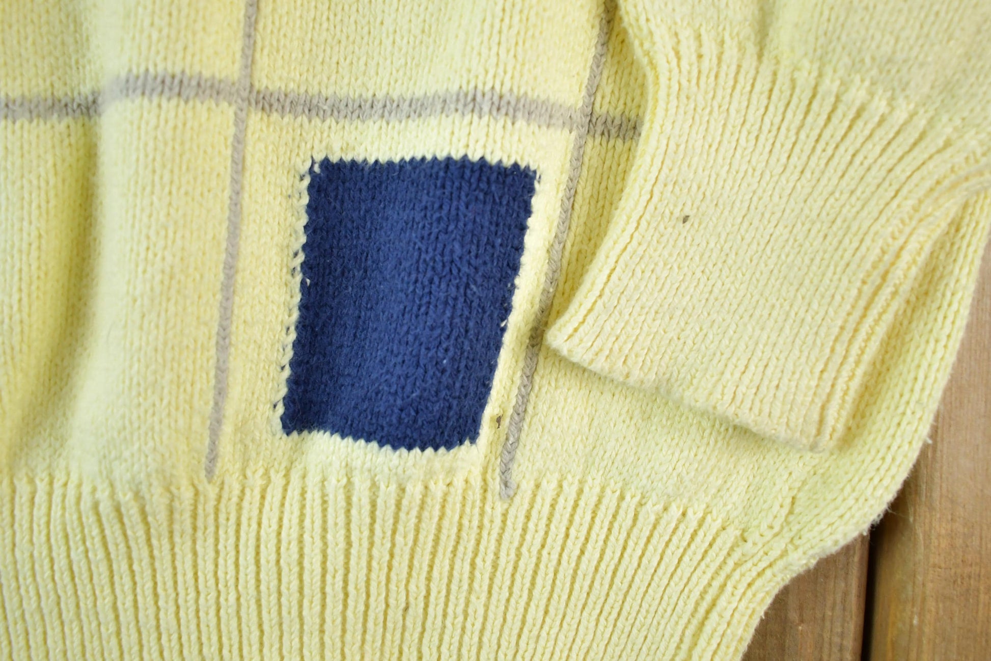 Vintage 1990s Harry Rosen Knit Abstract Pattern Crewneck Sweater Made In ItalyMen's Medium from propervintagecanada