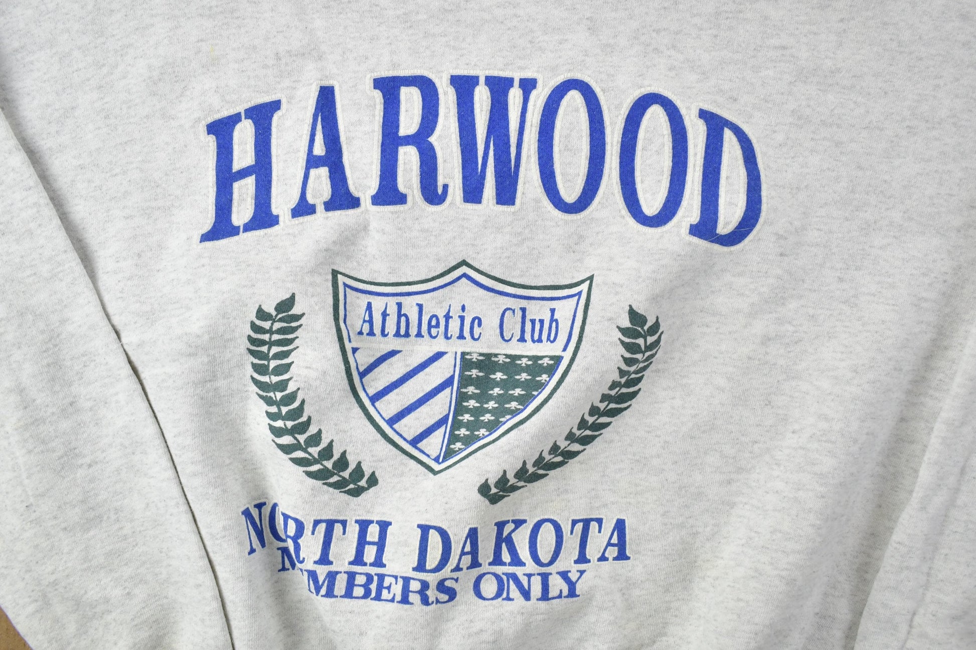 Vintage 1990s Harwood North Dakota University Collegiate Crewneck / Embroidered / NCAA Sweatshirt / Sportswear / Americana from propervintagecanada
