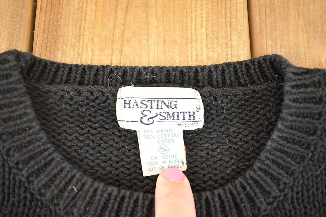 Vintage 1990s Hasting And Smith Floral Loose Knit Sweater Women's M from propervintagecanada