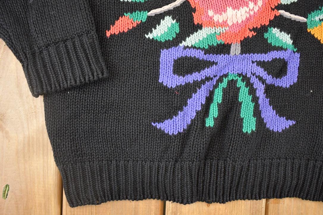 Vintage 1990s Hasting And Smith Floral Loose Knit Sweater Women's M from propervintagecanada