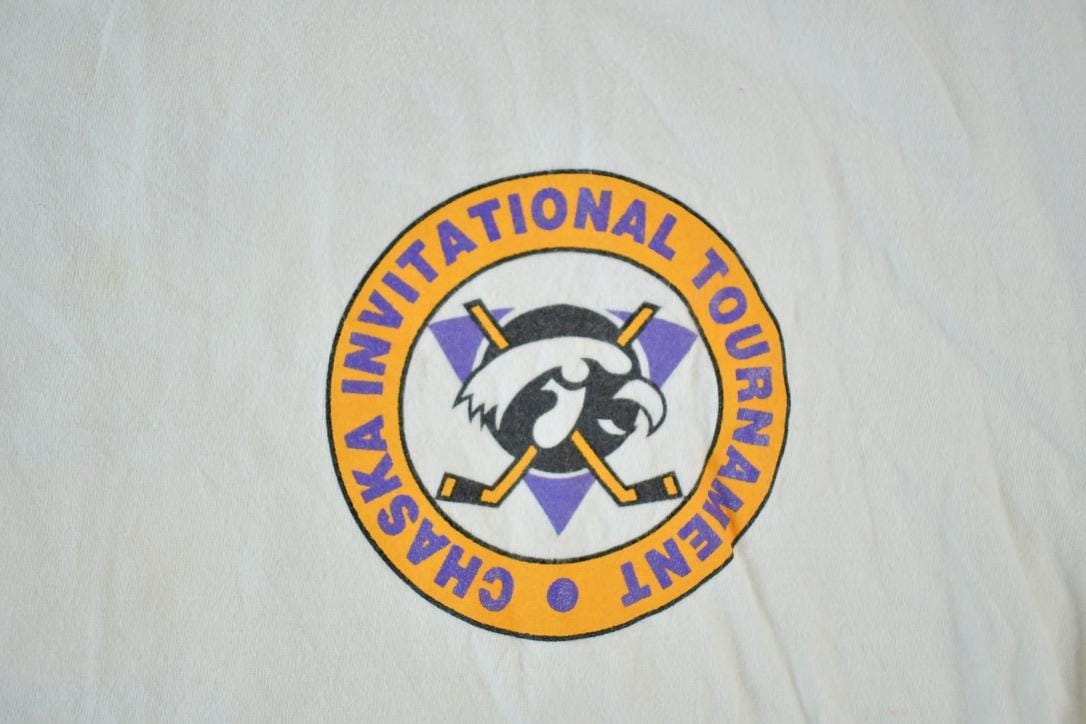 Vintage 1990s Have An Ice Day Souvenir Hockey Single Stitch Graphic Print T-Shirt Men's XL from propervintagecanada