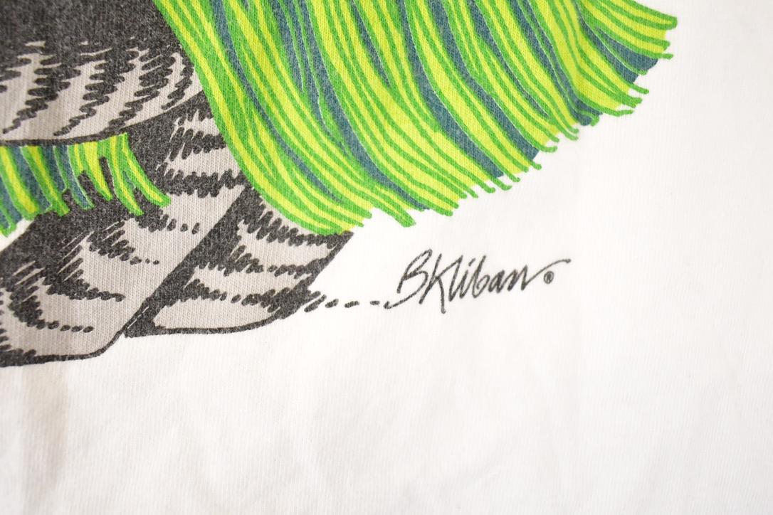 Vintage 1990s Hawaii Crazy Shirts Hula Kitty Souvenir FAB T-Shirt Women's M from propervintagecanada