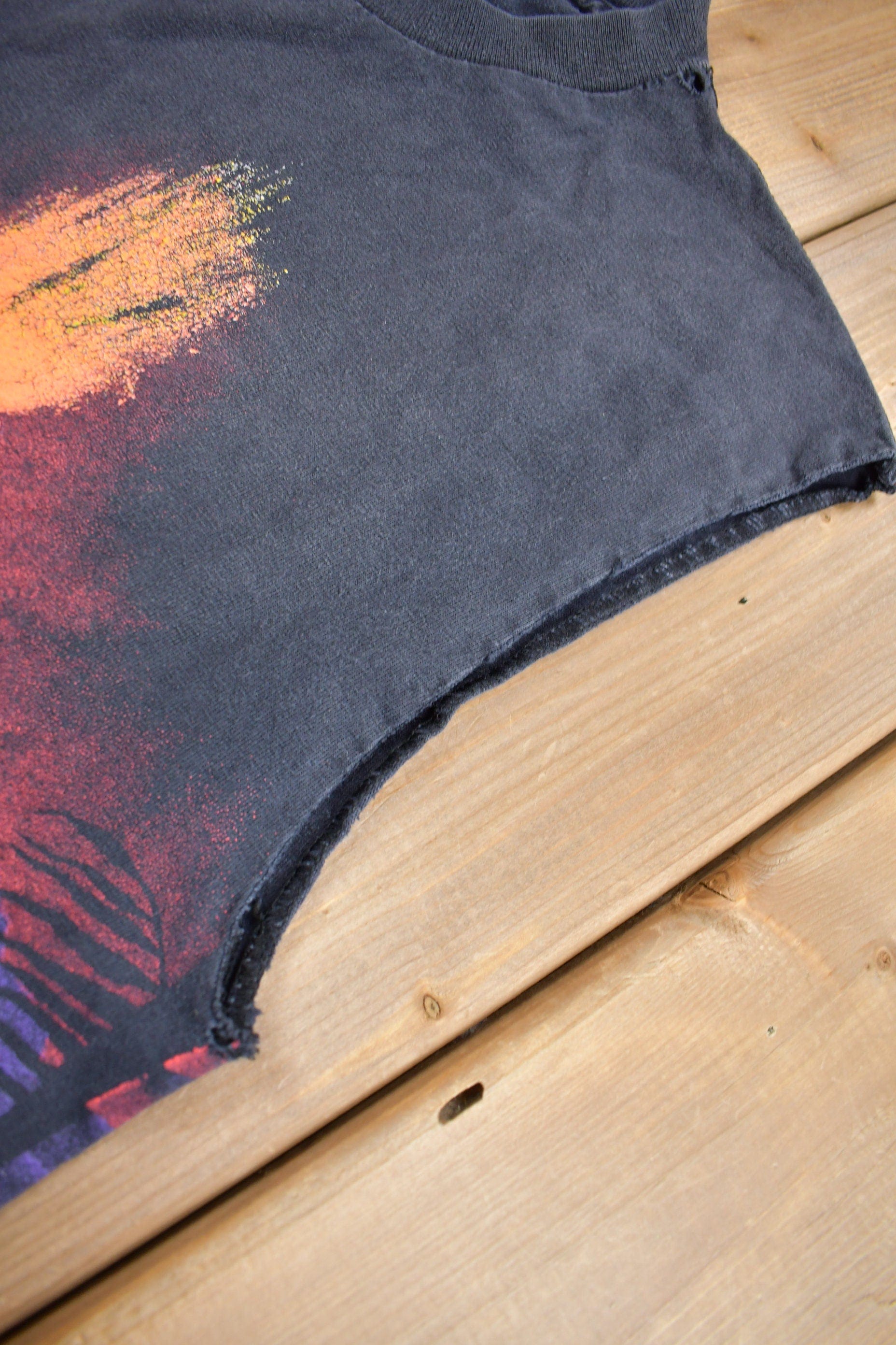 Vintage 1990s Hawaii Volcano Graphic Souvenir T Shirt Men's Medium from propervintagecanada