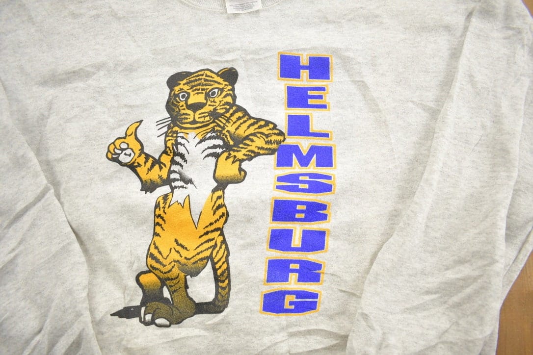 Vintage 1990s Helmsburg Tigers Crewneck Sweatshirt / 90s Crewneck / Collegiate Sweater / Streetwear / Vintage Animal Sweater from propervintagecanada