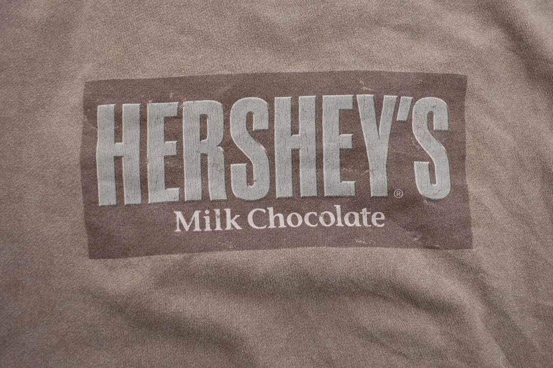 Vintage 1990s Hershey Chocolate Graphic Long Sleeve T Shirt Men's Large from propervintagecanada