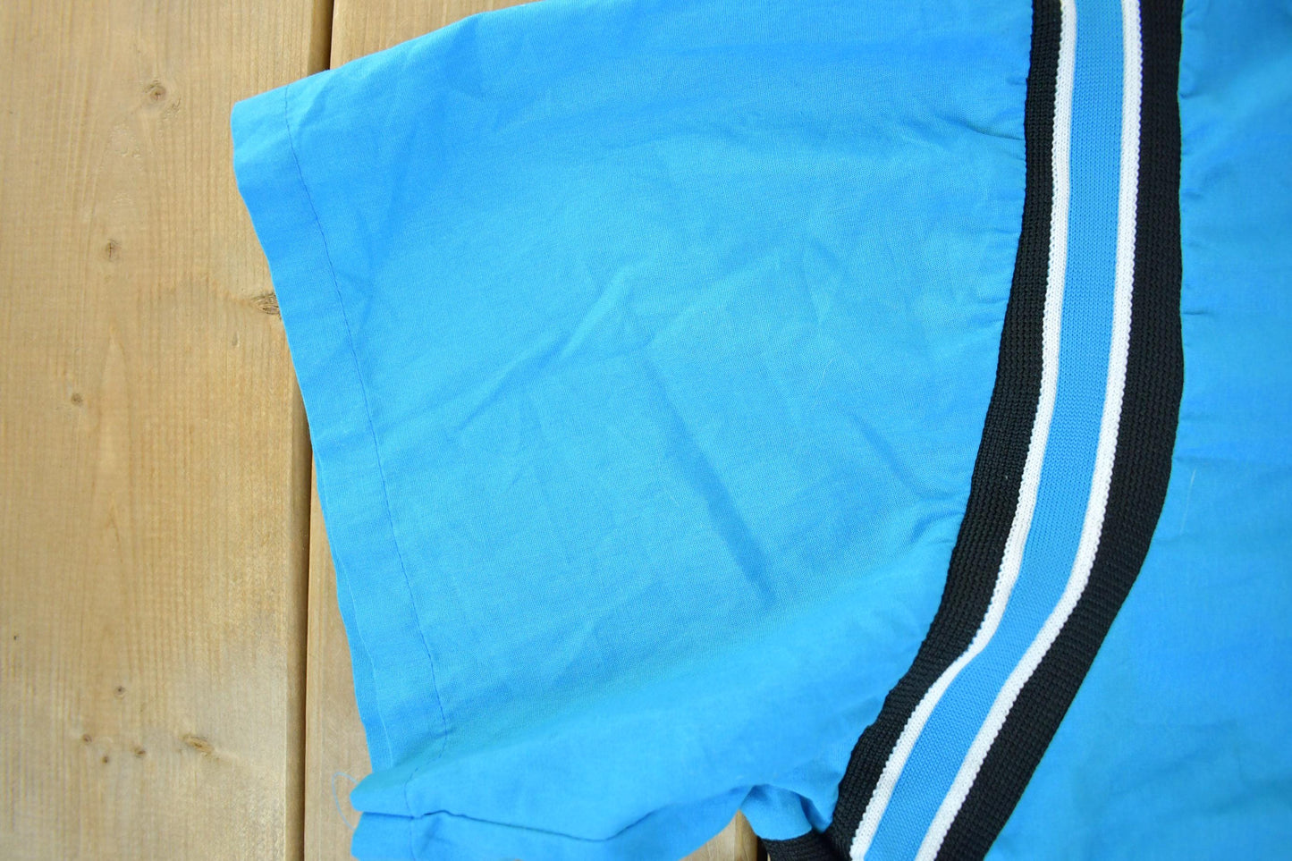 Vintage 1990s Hilton Active Apparel Bowling Shirt Men's 2XL from propervintagecanada