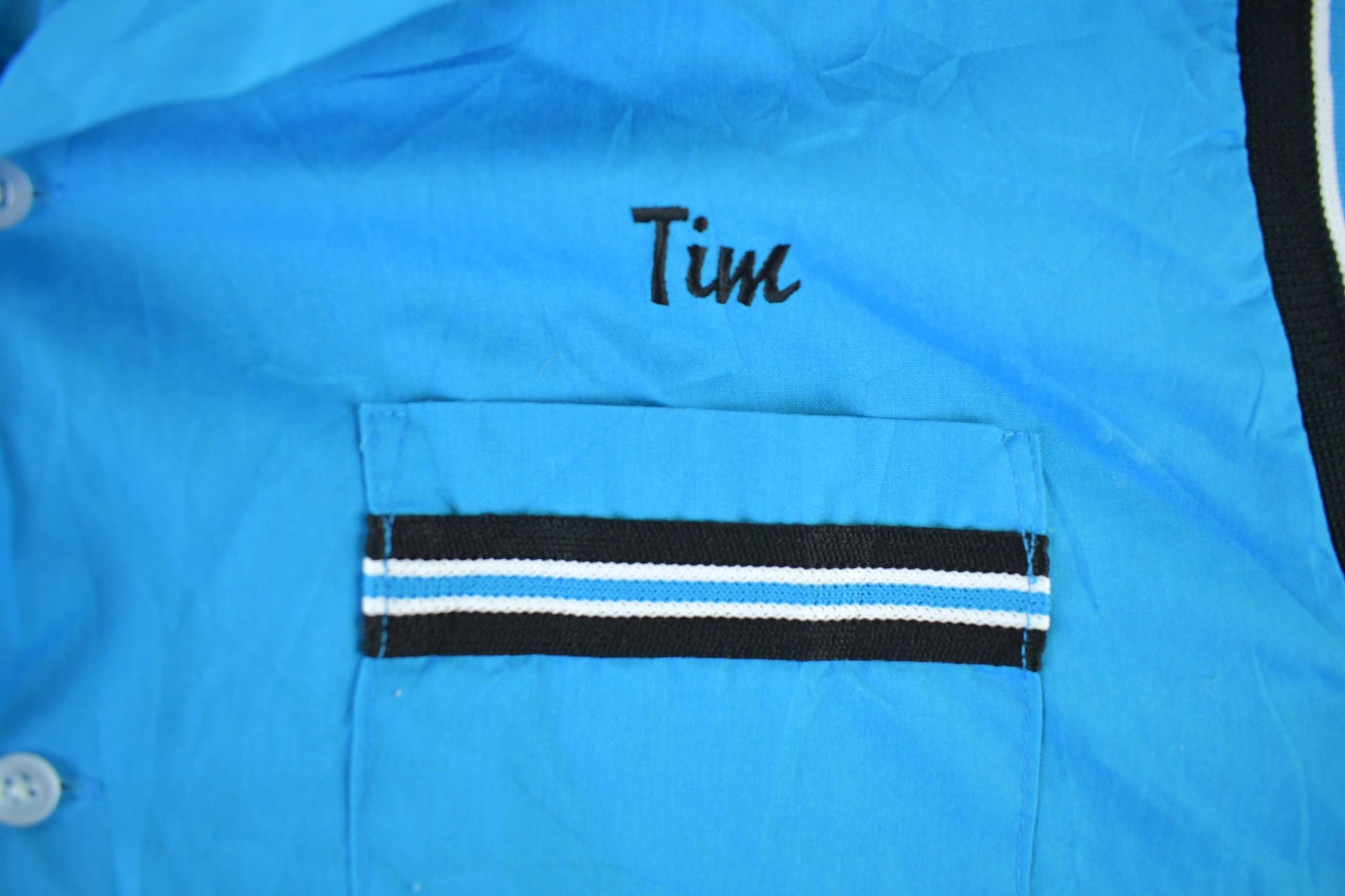 Vintage 1990s Hilton Active Apparel Bowling Shirt Men's 2XL from propervintagecanada