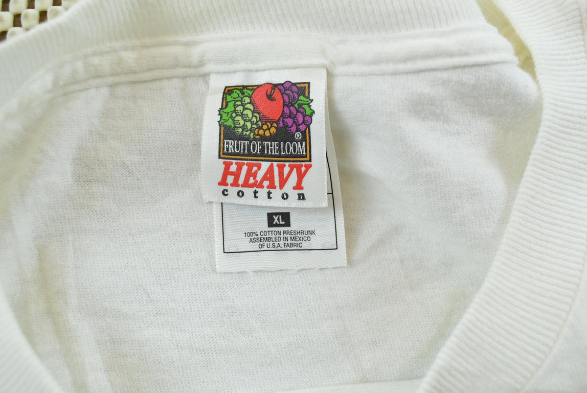 Vintage 1990s Hoi Hoi Hoi German Inn Minneapolis Minnesota Souvenir T-Shirt Men's L from propervintagecanada