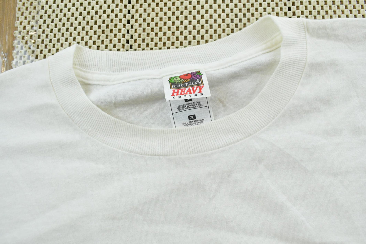 Vintage 1990s Hoi Hoi Hoi German Inn Minneapolis Minnesota Souvenir T-Shirt Men's L from propervintagecanada