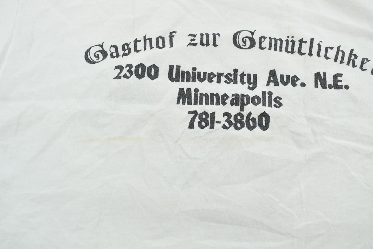 Vintage 1990s Hoi Hoi Hoi German Inn Minneapolis Minnesota Souvenir T-Shirt Men's L from propervintagecanada