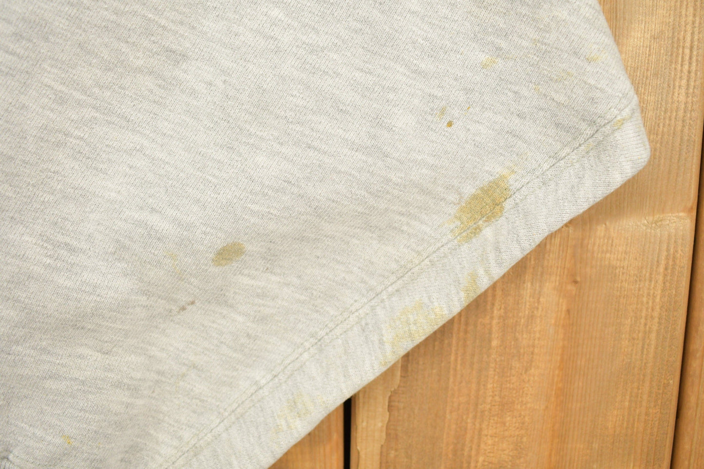 Vintage 1990s Holy Cross Reverse Champion Weave Crewneck Men's L from propervintagecanada