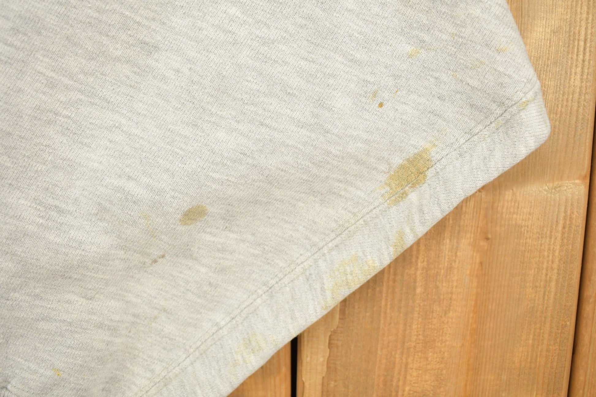 Vintage 1990s Holy Cross Reverse Champion Weave Crewneck Men's L from propervintagecanada