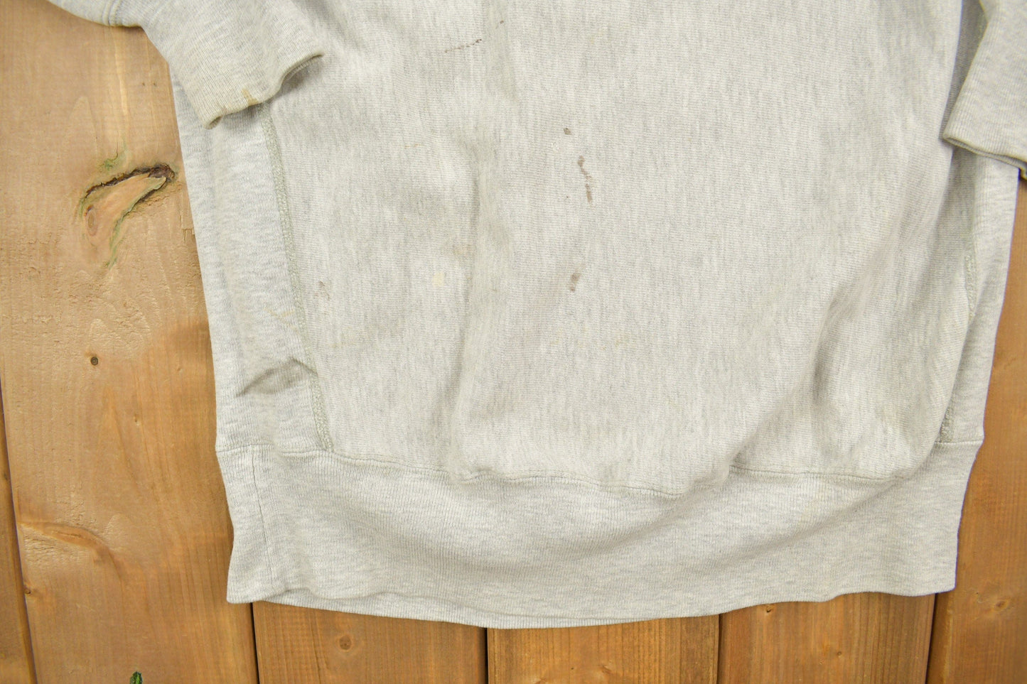 Vintage 1990s Holy Cross Reverse Champion Weave Crewneck Men's L from propervintagecanada
