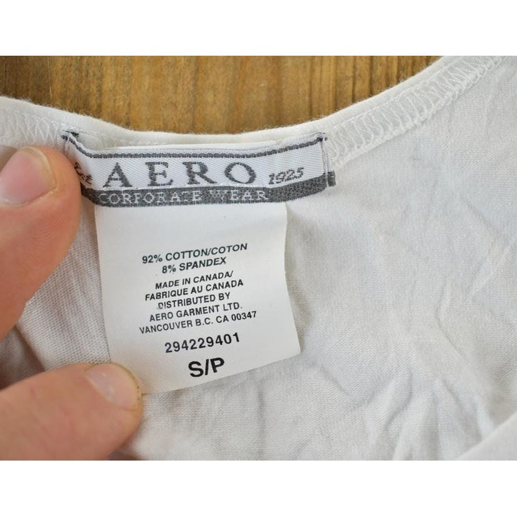 Vintage 1990s Hooters Tempe Arizona Souvenir Single Stitch Graphic Print Tank Top Women's S from propervintagecanada